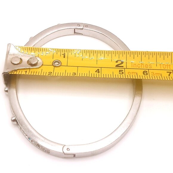 Michael Kors Bracelet Silver Tone Crystal Embellished Hinged Cuff Bangle 6 3/4" - Picture 12 of 12